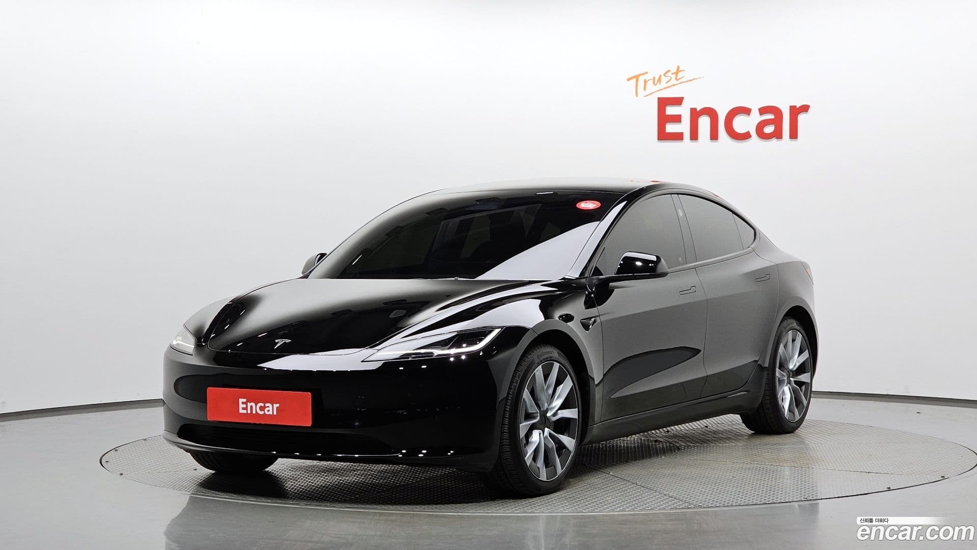 Main__Slider__Photo:Model 3 Tesla 2024.8-0