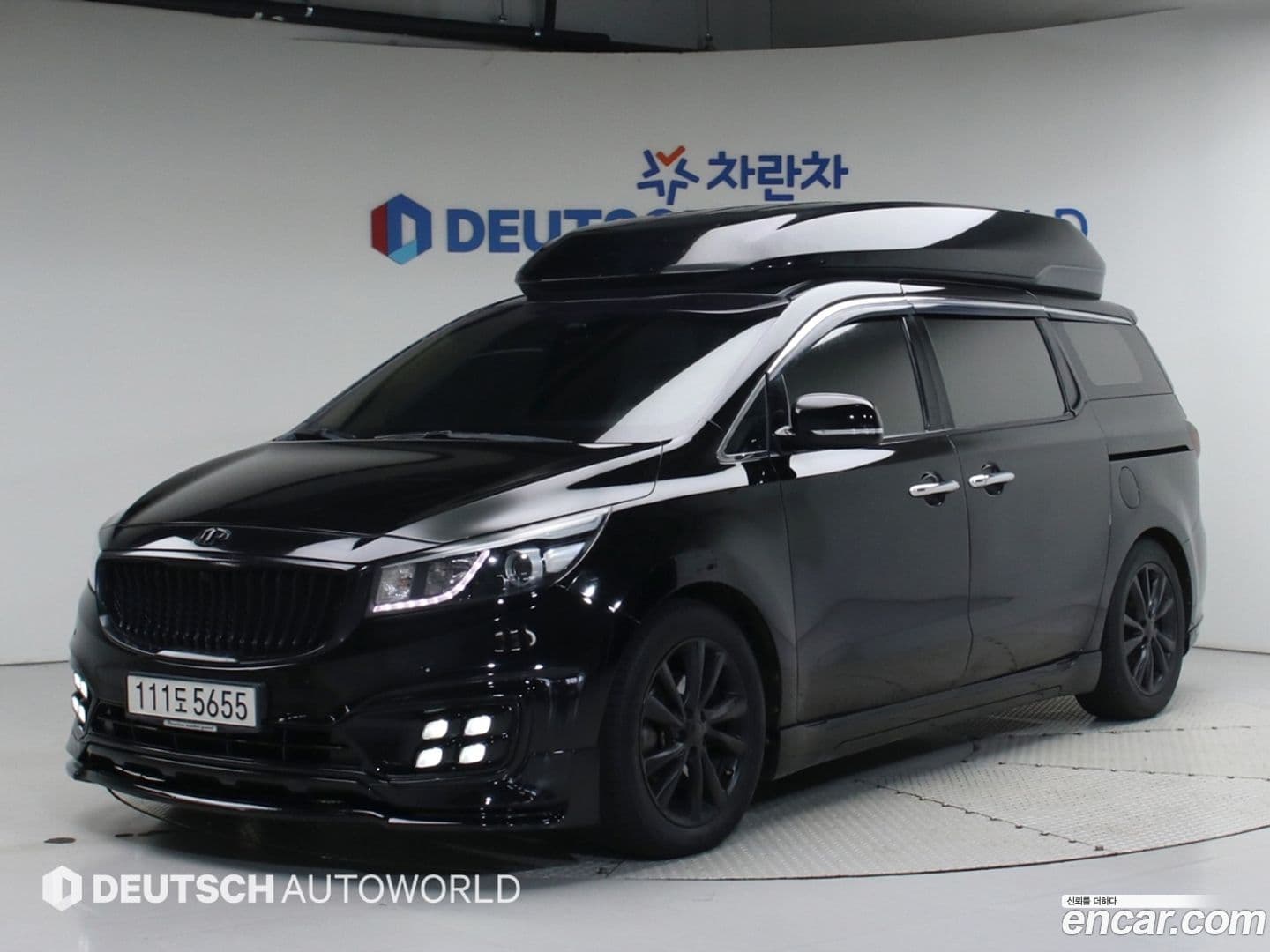 Main__Slider__Photo:Canival Kia 2015.3-0