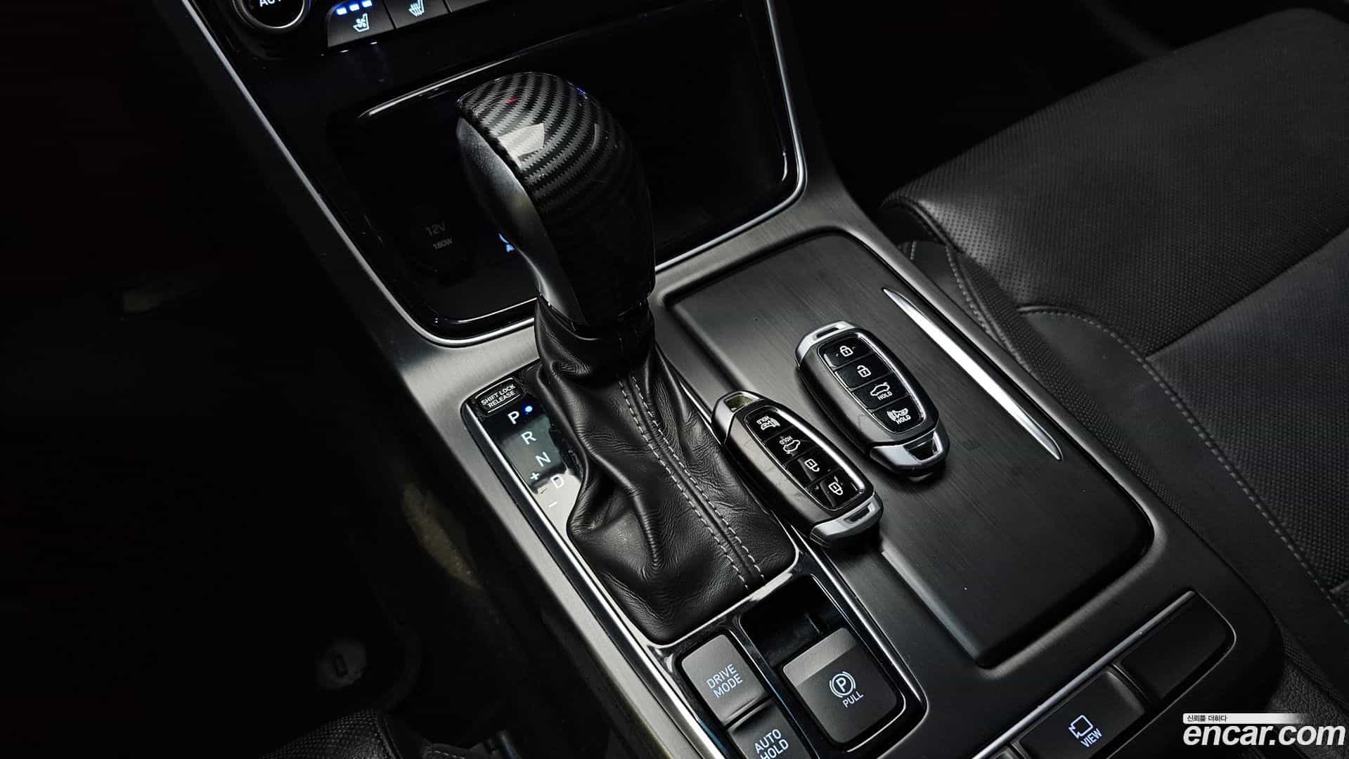 Grandeur Hyundai 2018.0-INNER-009