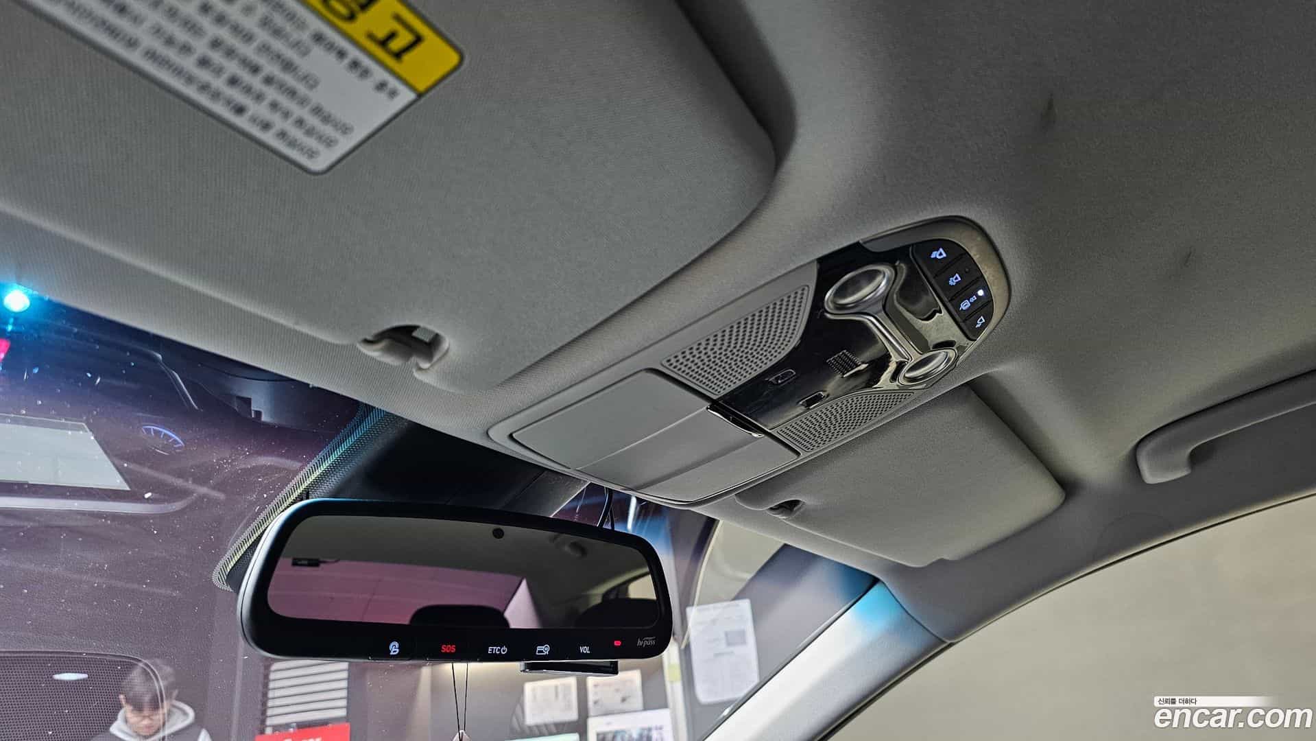 Grandeur Hyundai 2018.0-OPTION-021