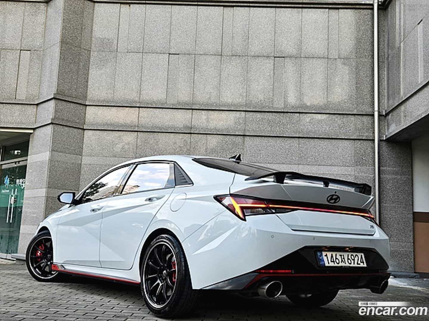 AVANTE Hyundai 2022.4-OPTION-016