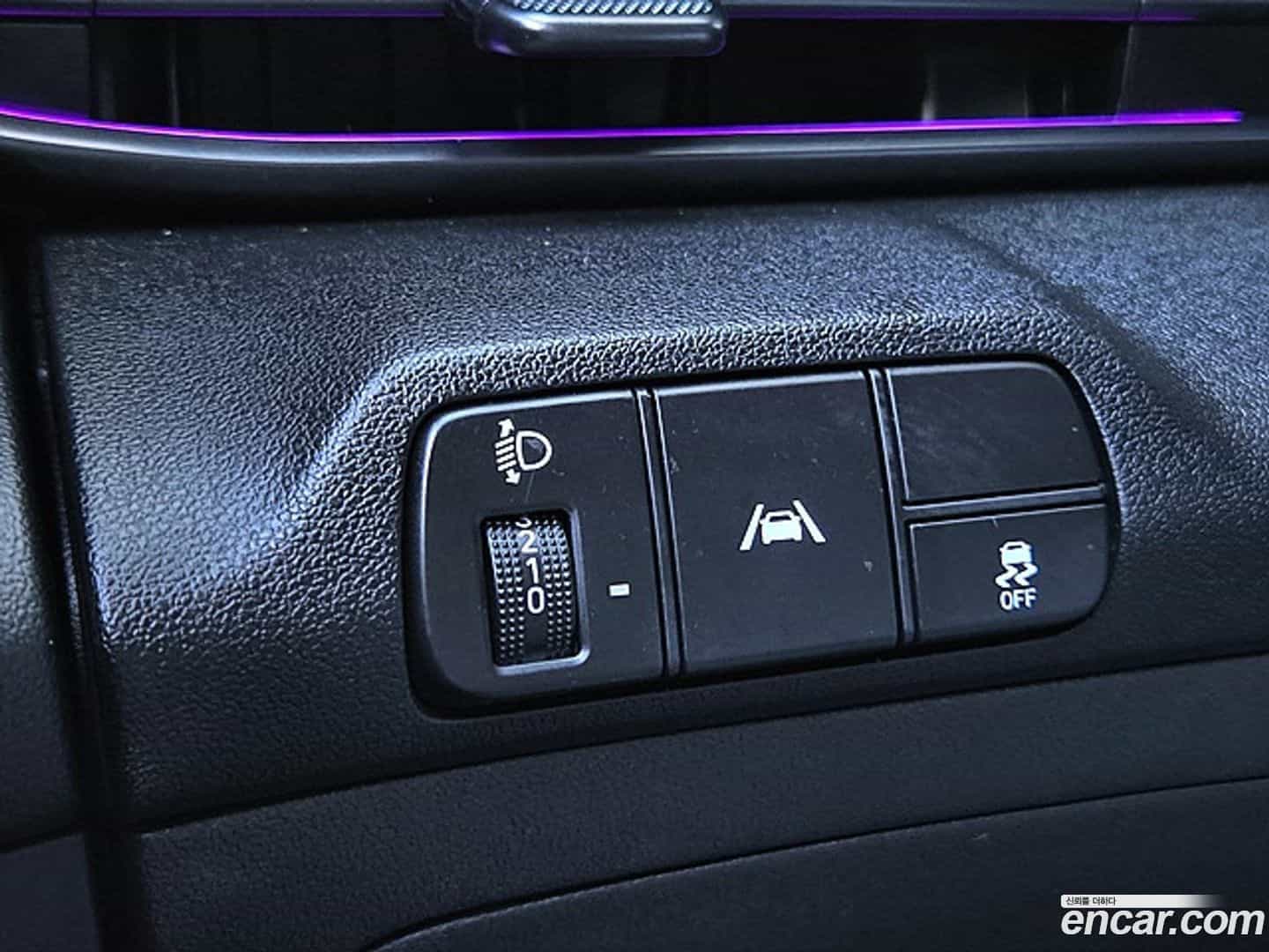 AVANTE Hyundai 2022.4-OPTION-019