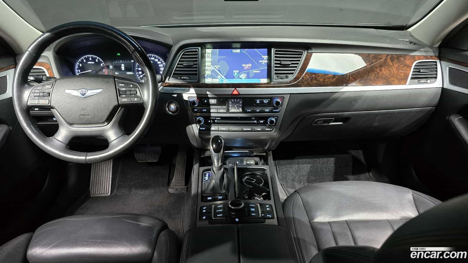 Genesis Hyundai 2014.5-INNER-007
