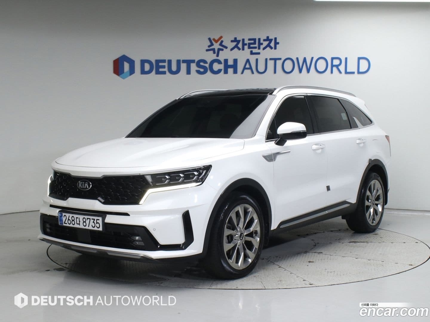 Main__Slider__Photo:Sorento Kia 2020.9-0