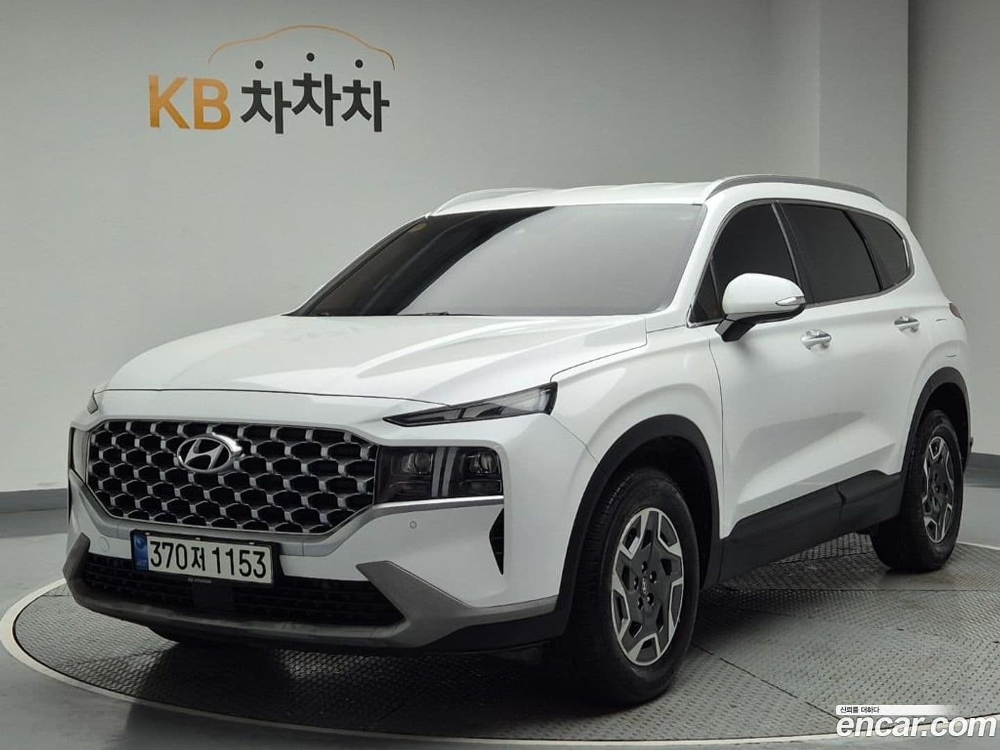 Main__Slider__Photo:Santafe Hyundai 2021.6-0