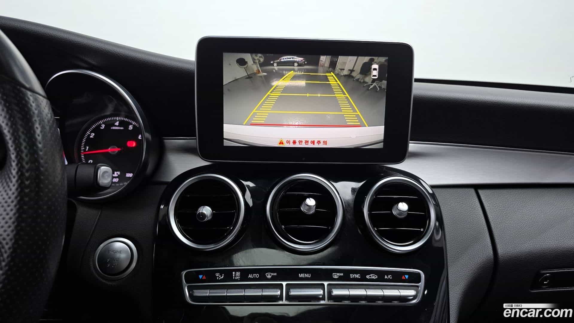 C-Class Mercedes-Benz 2015.1-OPTION-018