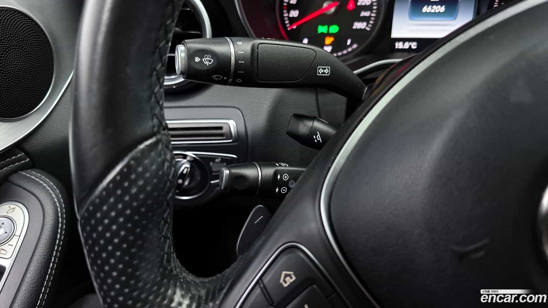 C-Class Mercedes-Benz 2015.1-OPTION-021