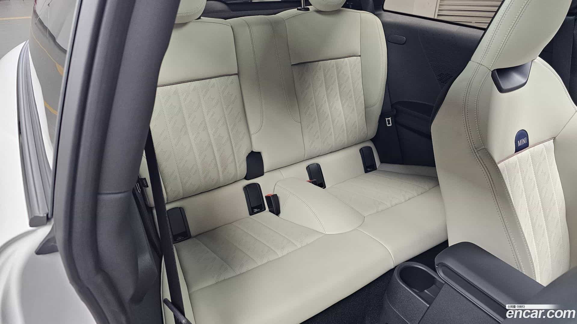 Cooper Mini 2024.8-OPTION-016