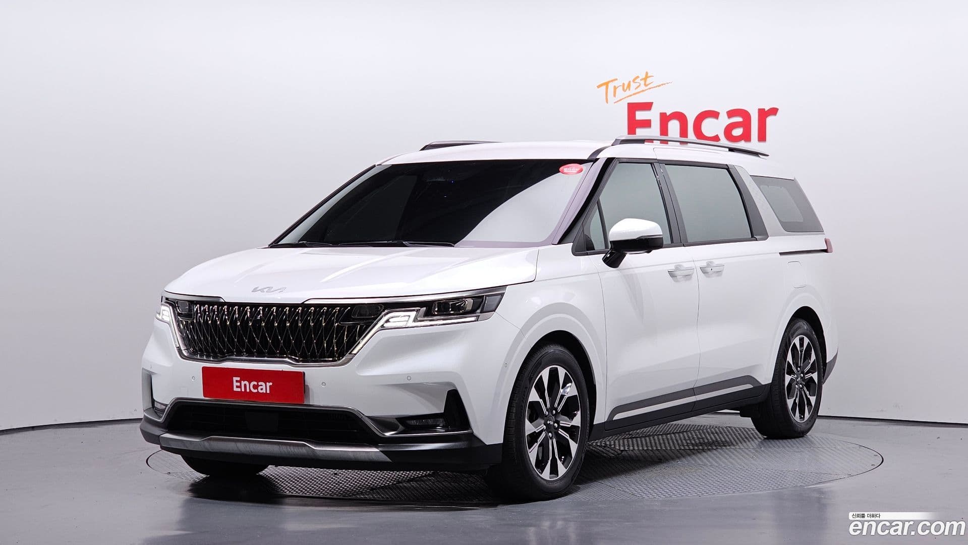Main__Slider__Photo:Canival Kia 2022.10-0