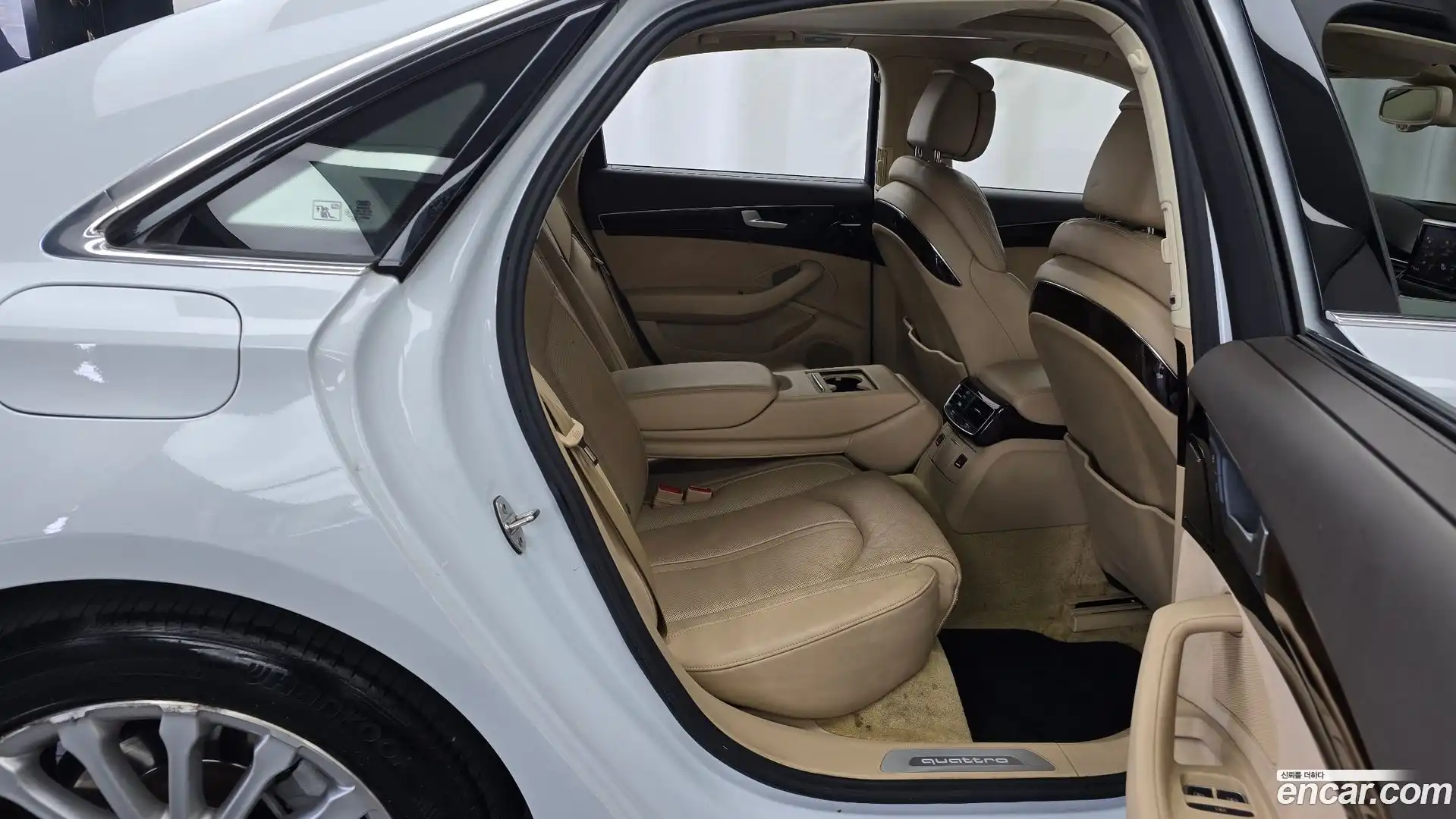 A8 Audi 2015.7-OPTION-016