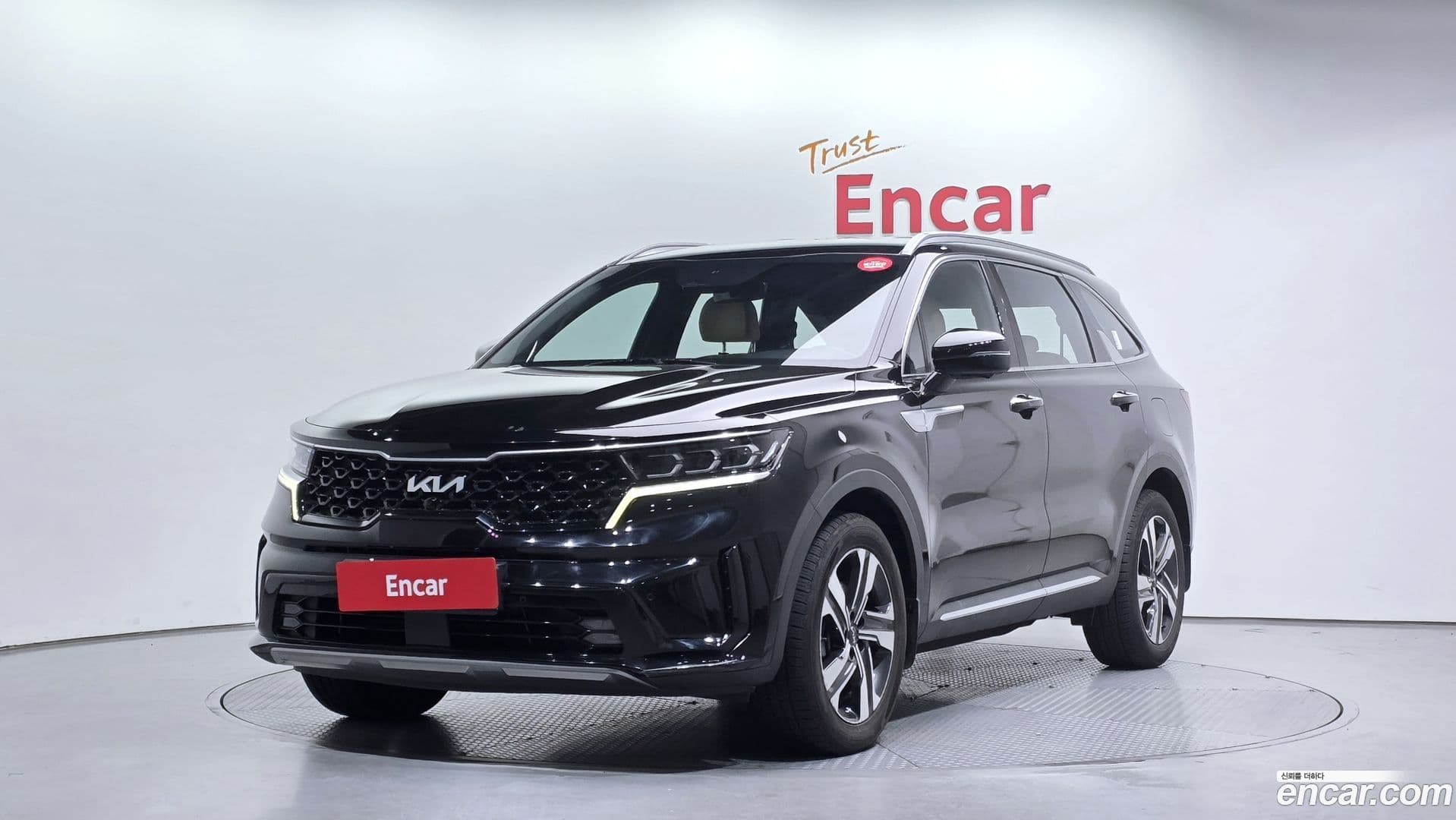 Main__Slider__Photo:Sorento Kia 2021.10-0