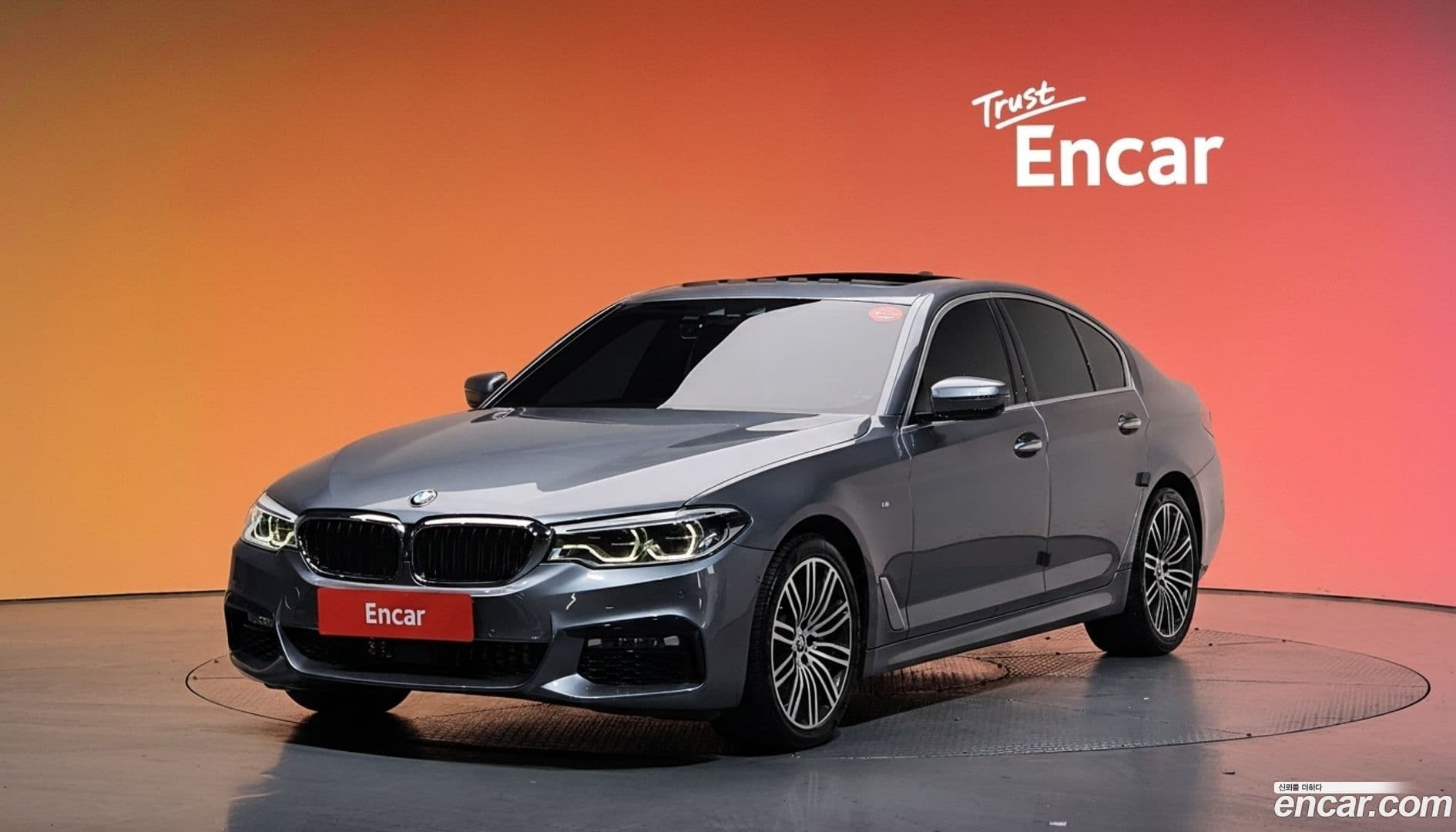 Main__Slider__Photo:5-Series BMW 2018.8-0