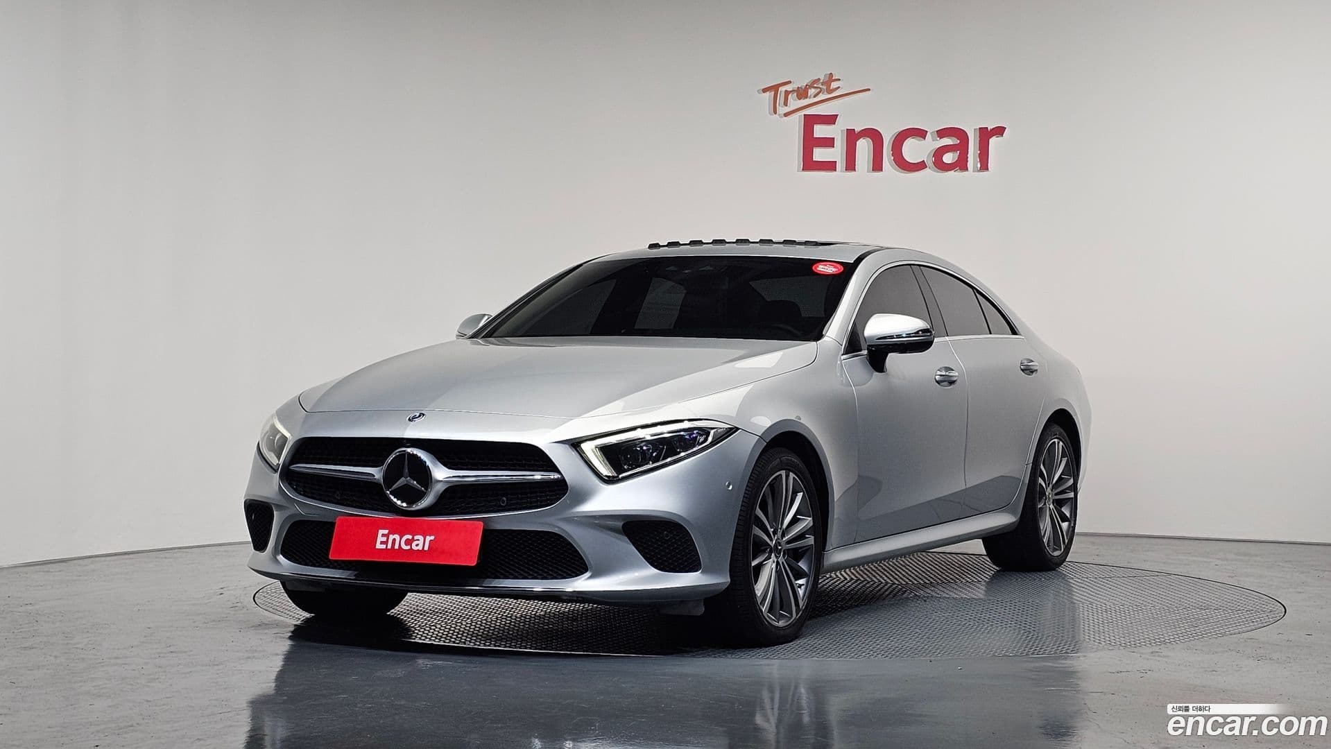 Main__Slider__Photo:CLS-Class Mercedes-Benz 2019.11-0