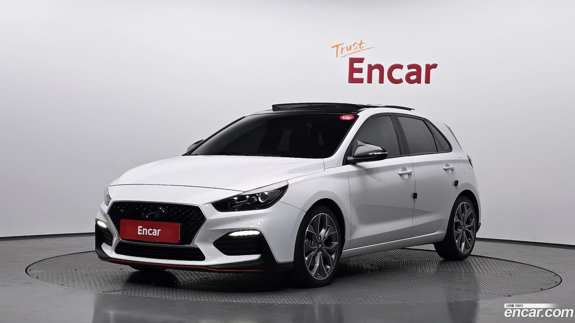 Main__Slider__Photo:i30 Hyundai 2020.9-0