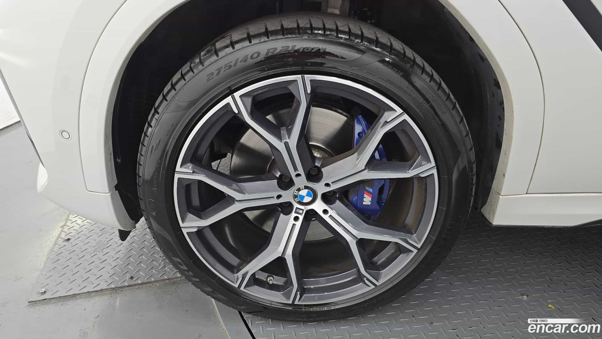 X6 BMW 2021.0-OUTER-005