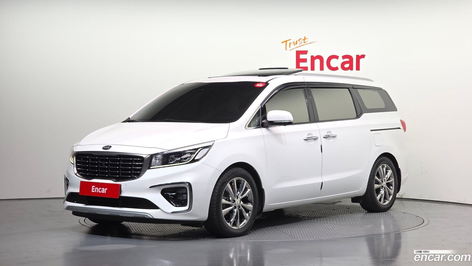 Main__Slider__Photo:Canival Kia 2018.10-0