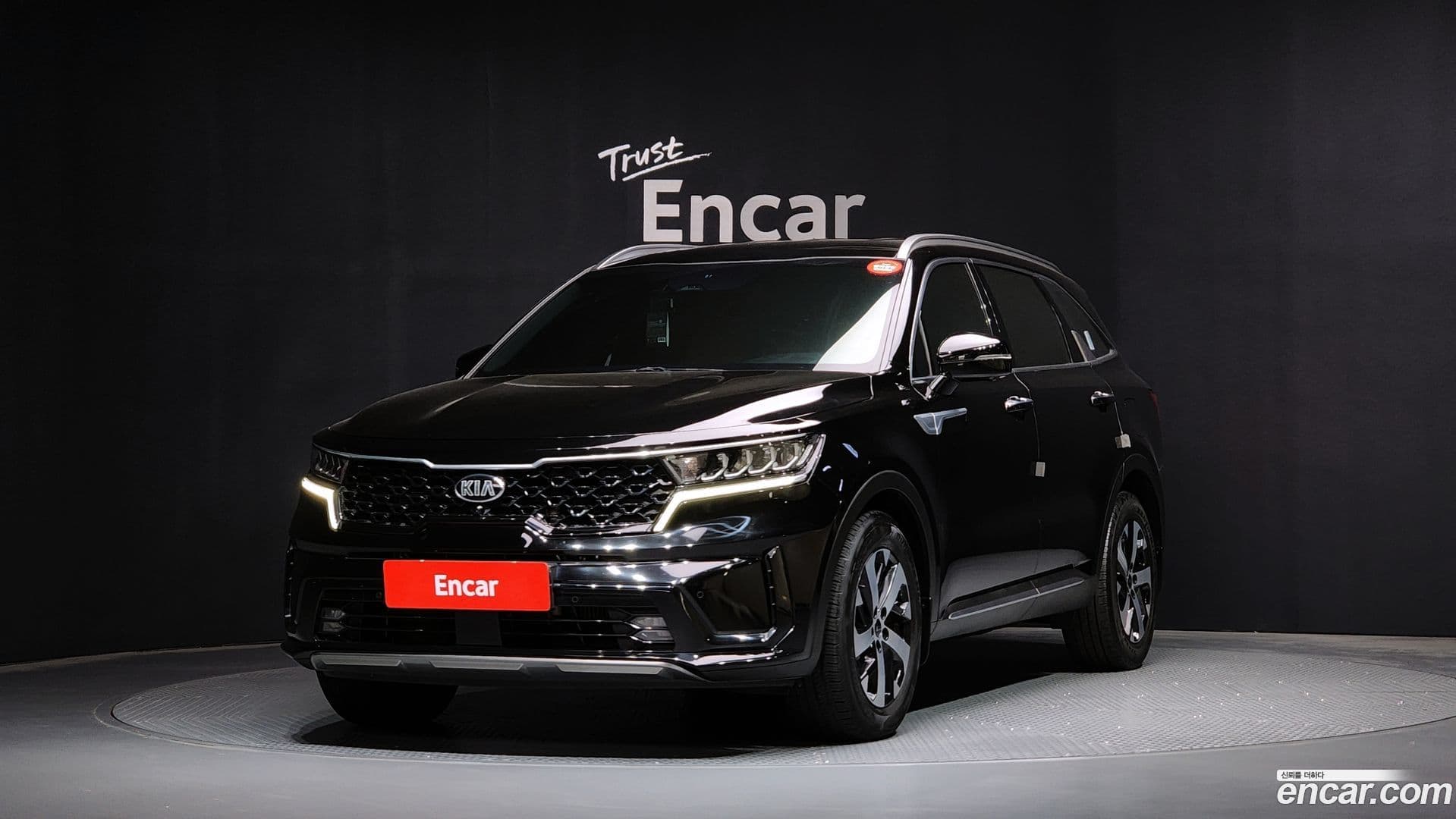 Main__Slider__Photo:Sorento Kia 2021.8-0