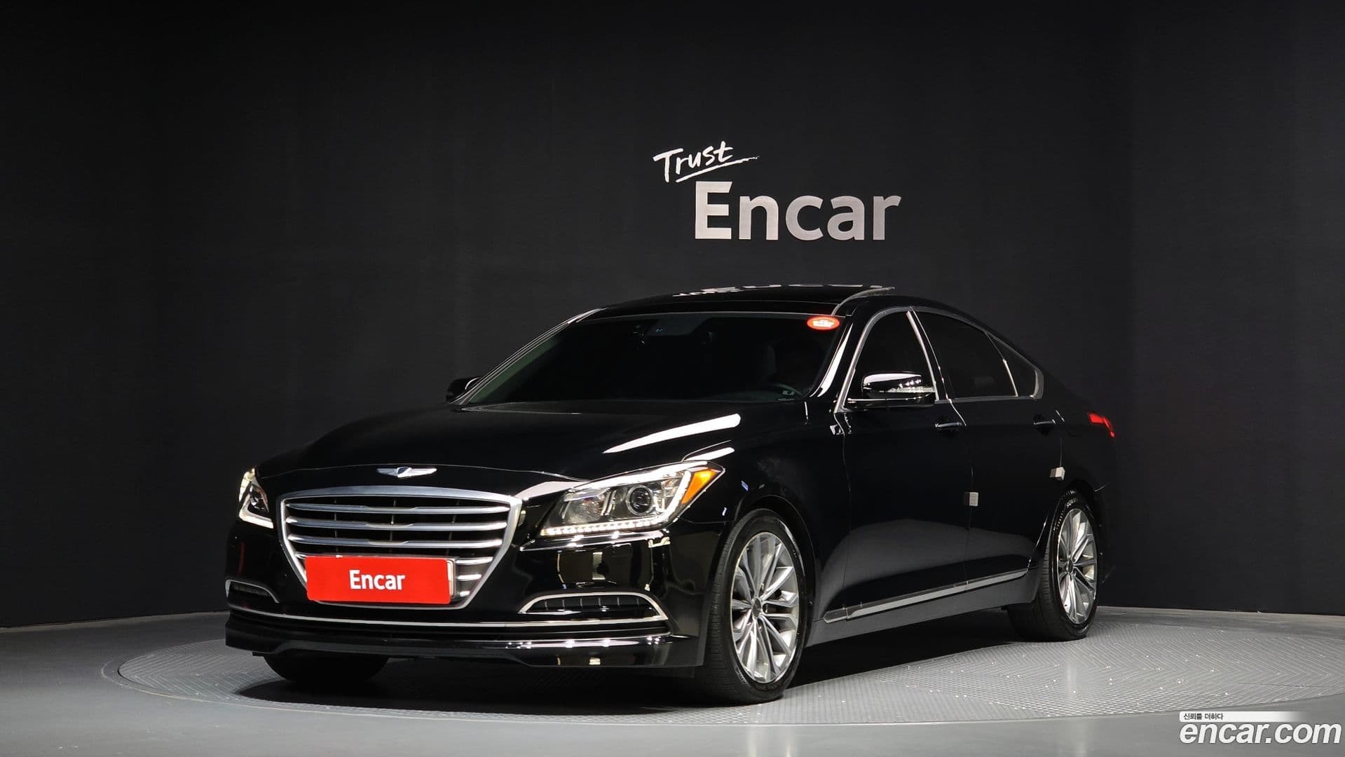 Main__Slider__Photo:Genesis Hyundai 2015.8-0