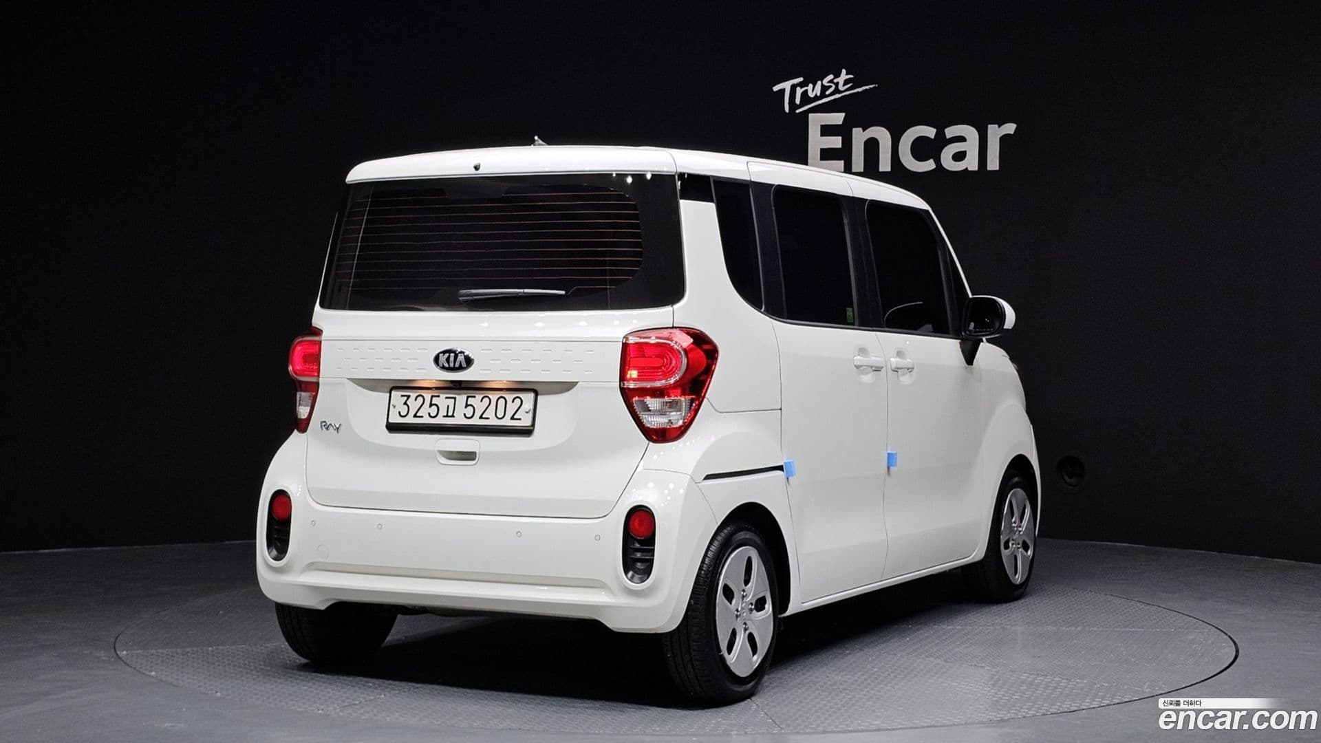 Main__Slider__Photo:RAY Kia 2021.5-0