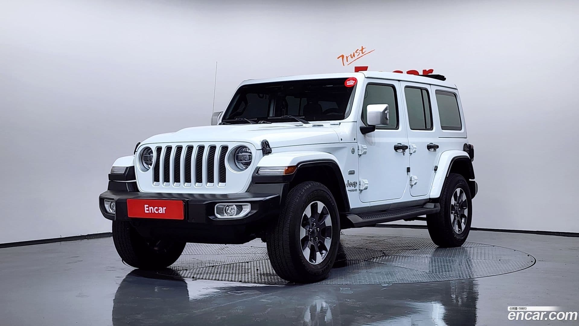 Main__Slider__Photo:Wrangler Jeep 2021.2-0
