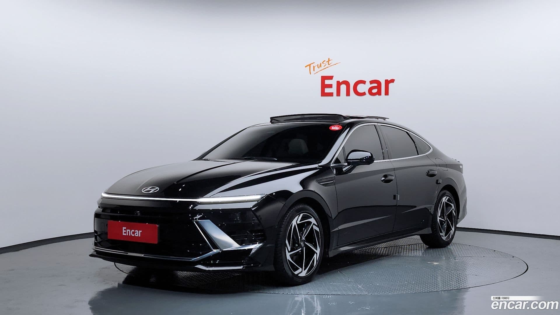Main__Slider__Photo:Sonata Hyundai 2023.10-0