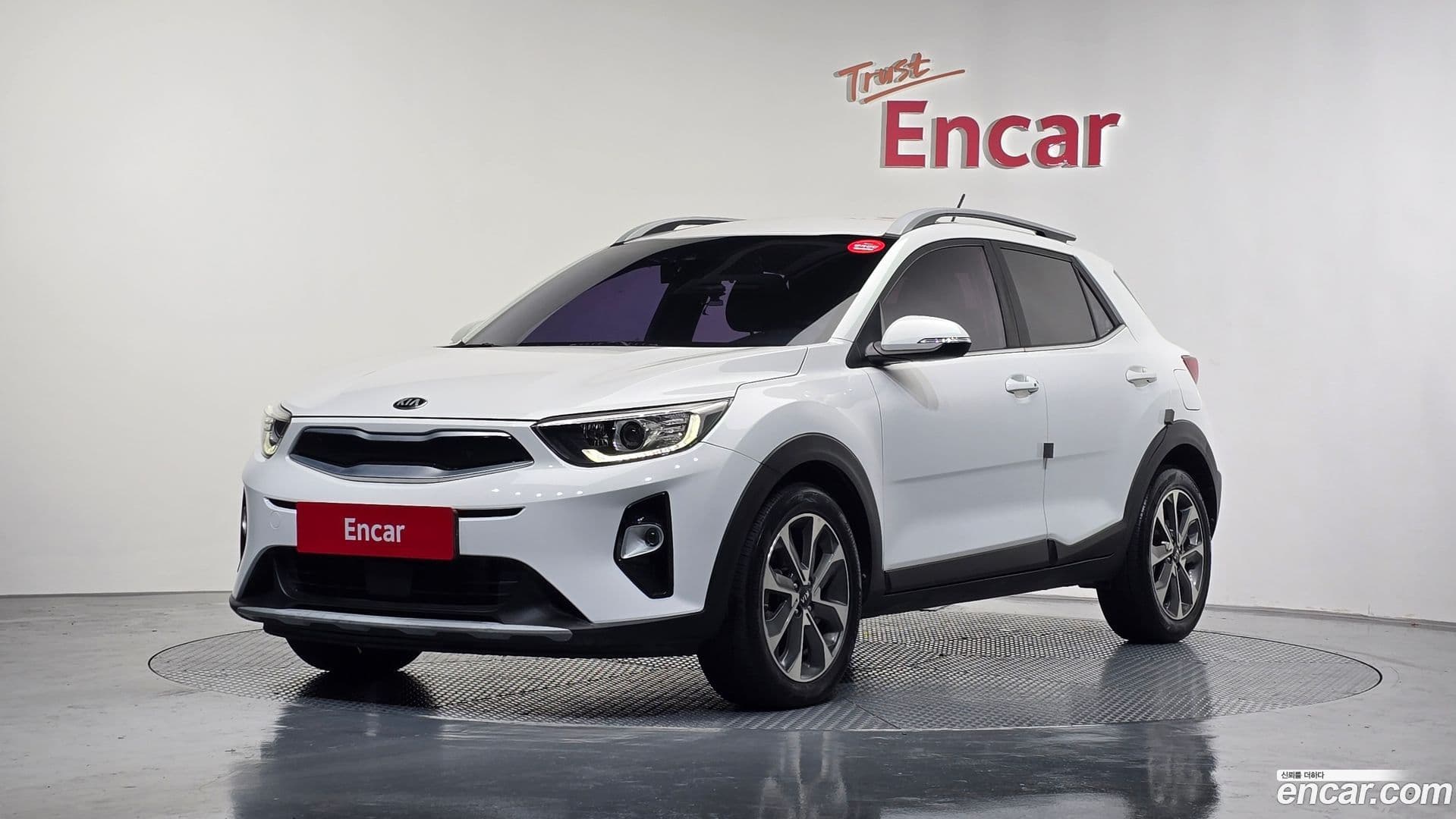 Main__Slider__Photo:Stonic Kia 2017.10-0
