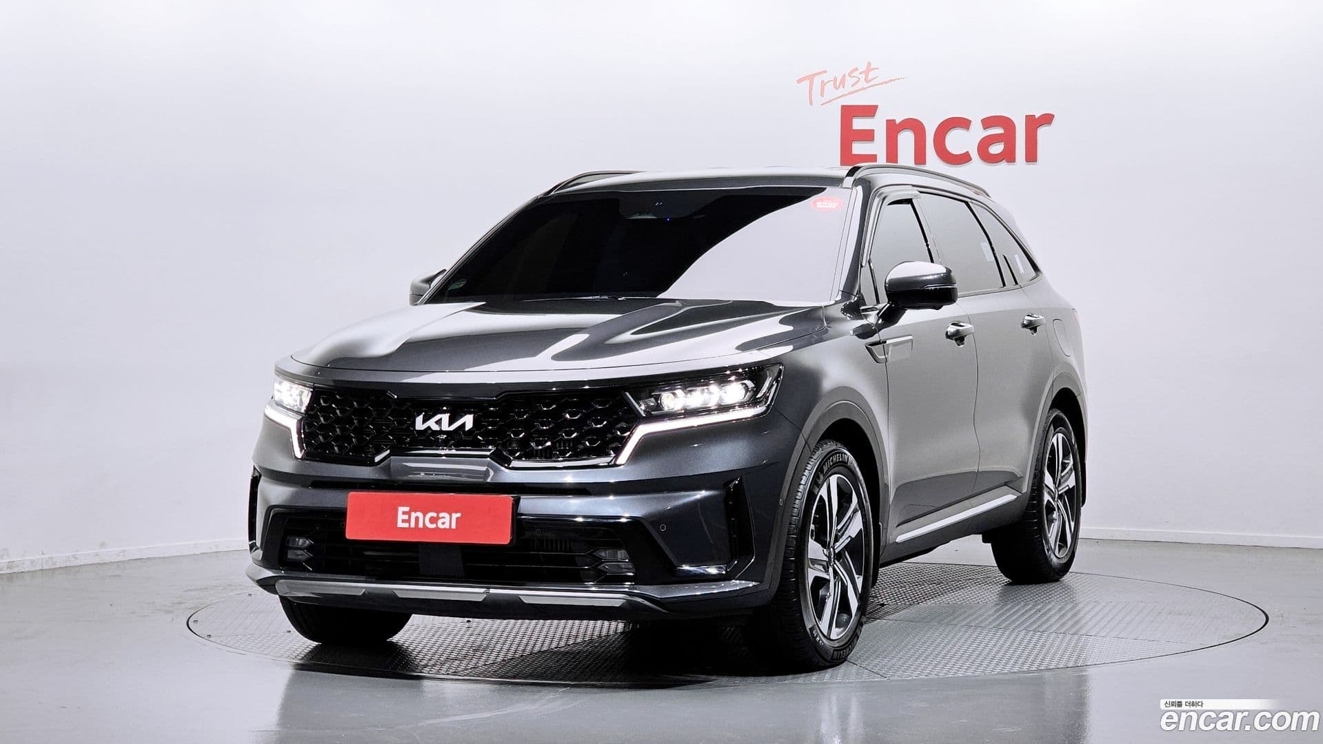 Main__Slider__Photo:Sorento Kia 2022.5-0
