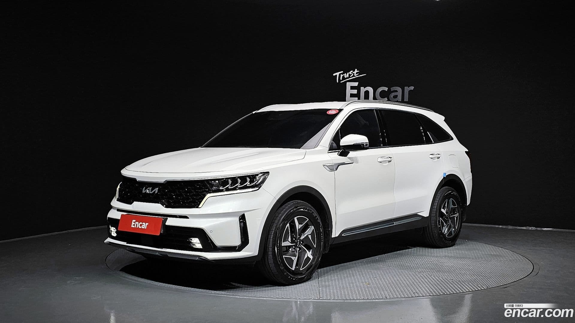 Main__Slider__Photo:Sorento Kia 2023.5-0