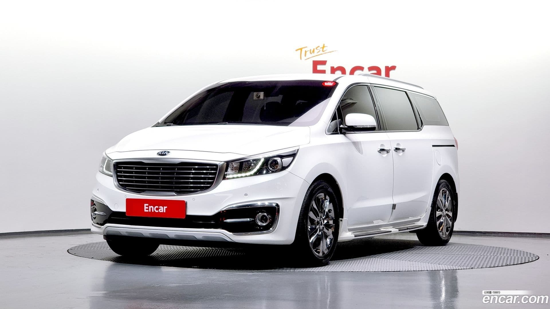 Main__Slider__Photo:Canival Kia 2016.6-0