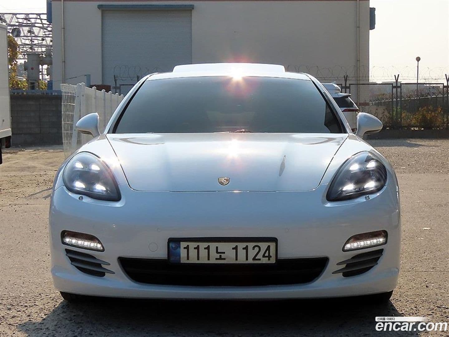 Main__Slider__Photo:Panamera Porsche 2012.9-0