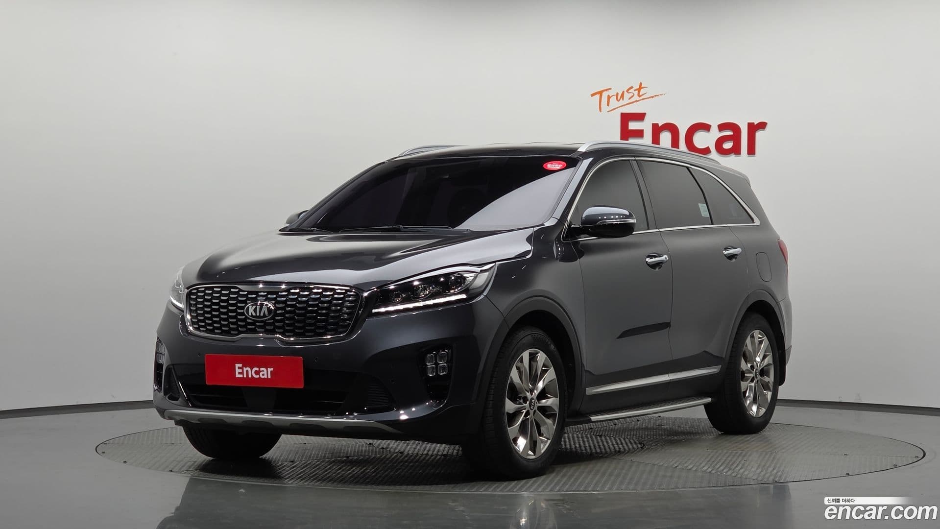 Main__Slider__Photo:Sorento Kia 2018.10-0