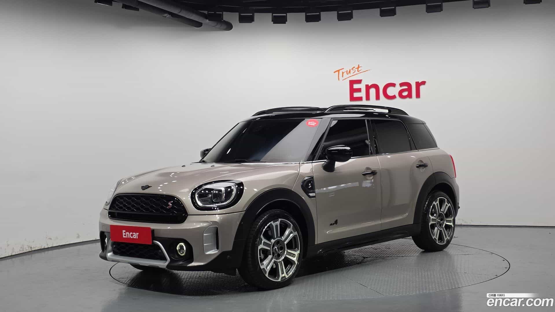 Countryman Mini 2022.11-OUTER-001