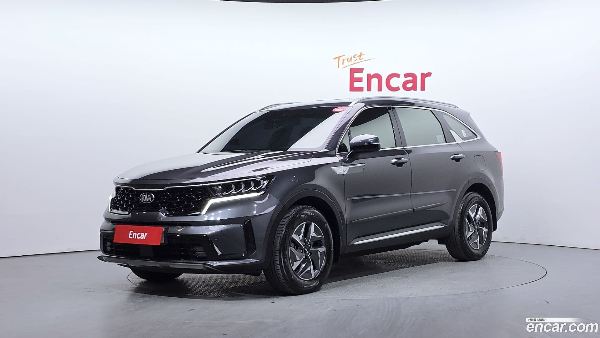 Main__Slider__Photo:Sorento Kia 2020.5-0