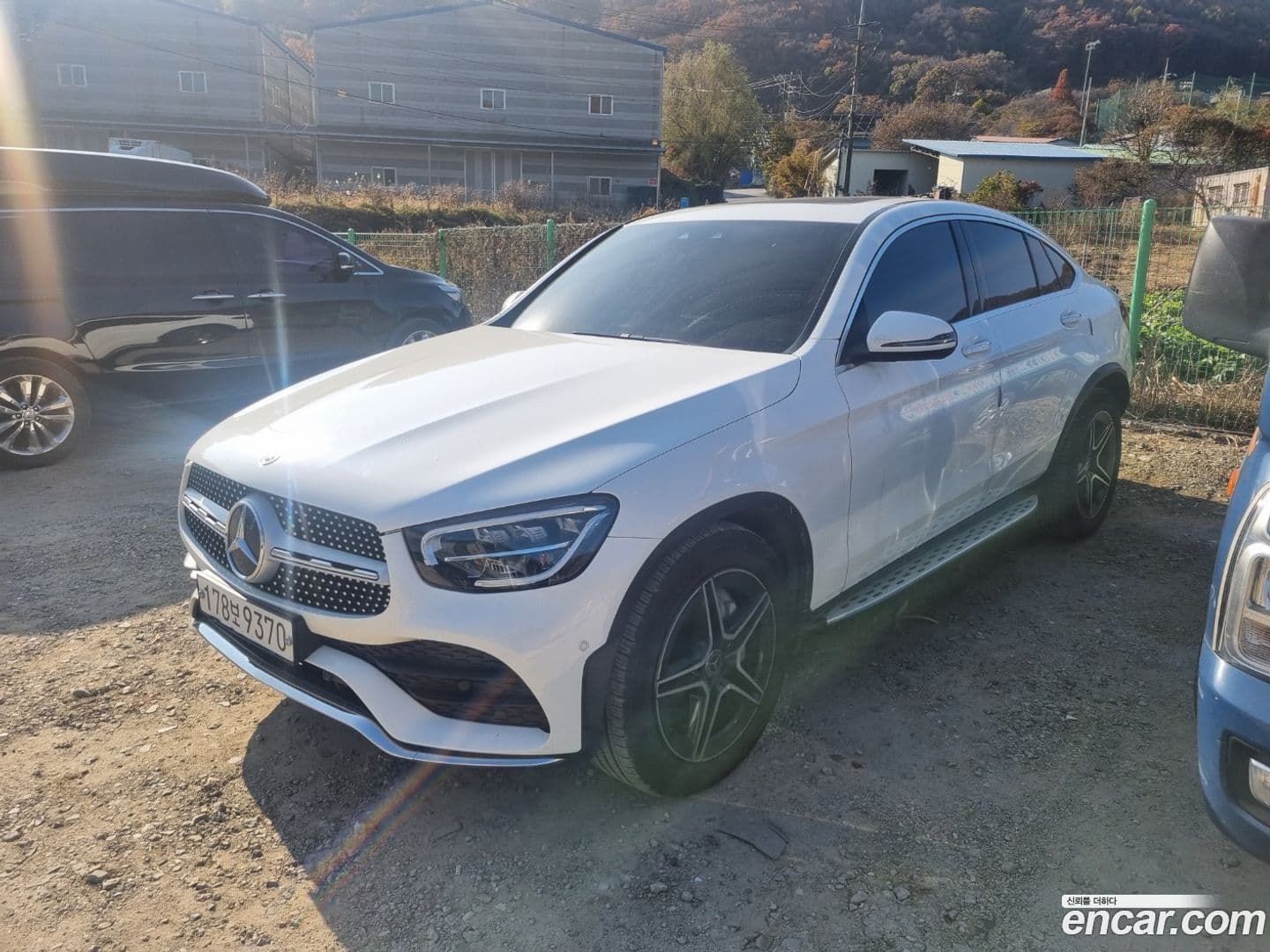 Main__Slider__Photo:GLC-Class Mercedes-Benz 2020.1-0