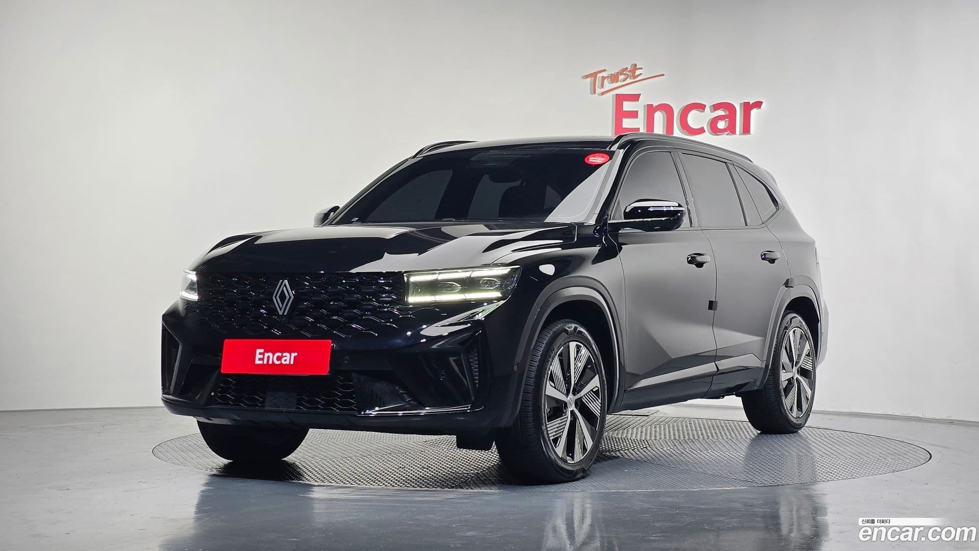 Main__Slider__Photo:Grand Koleos Renault Korea 2025.2-0