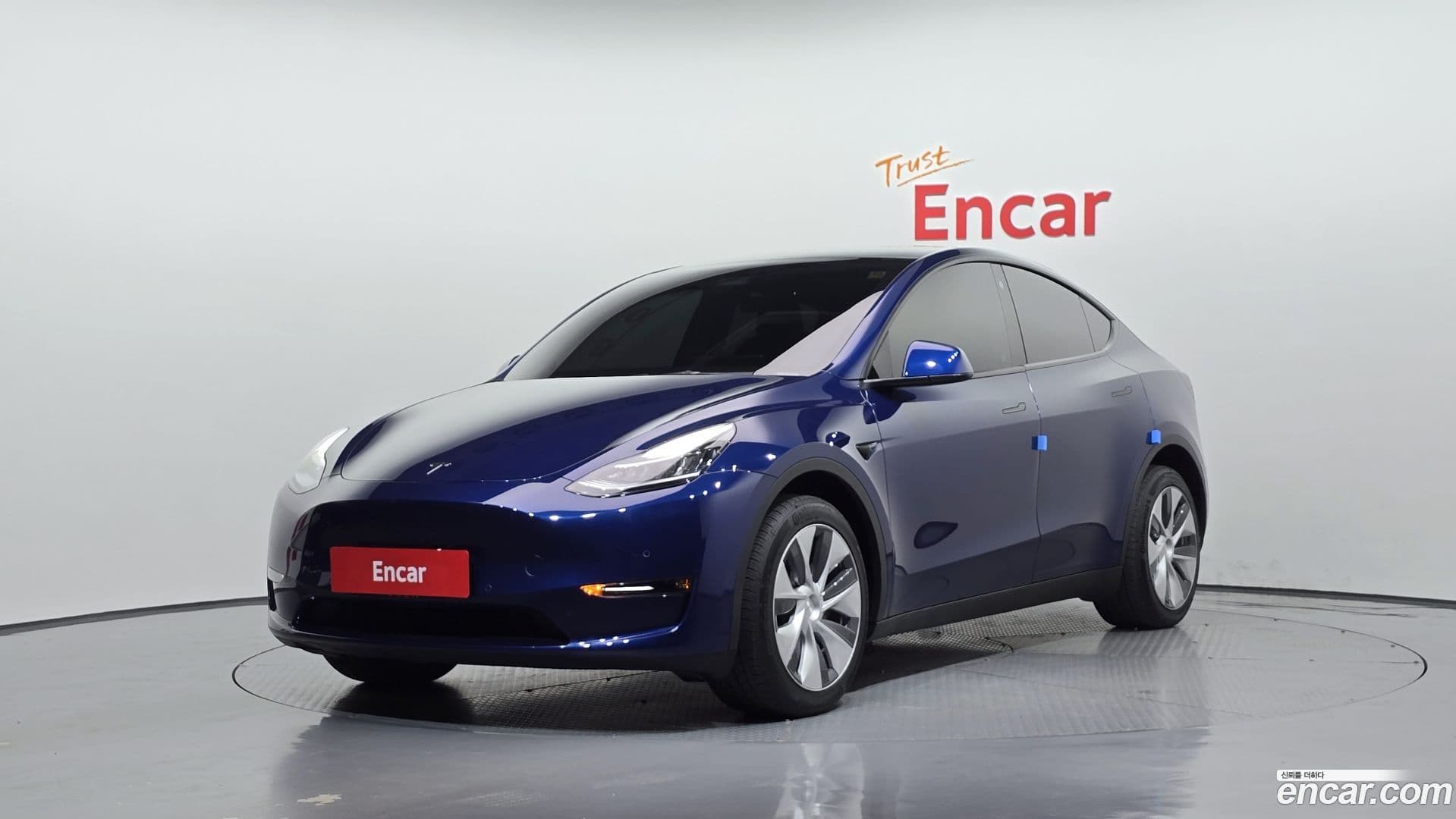 Main__Slider__Photo:Model Y Tesla 2022.4-0