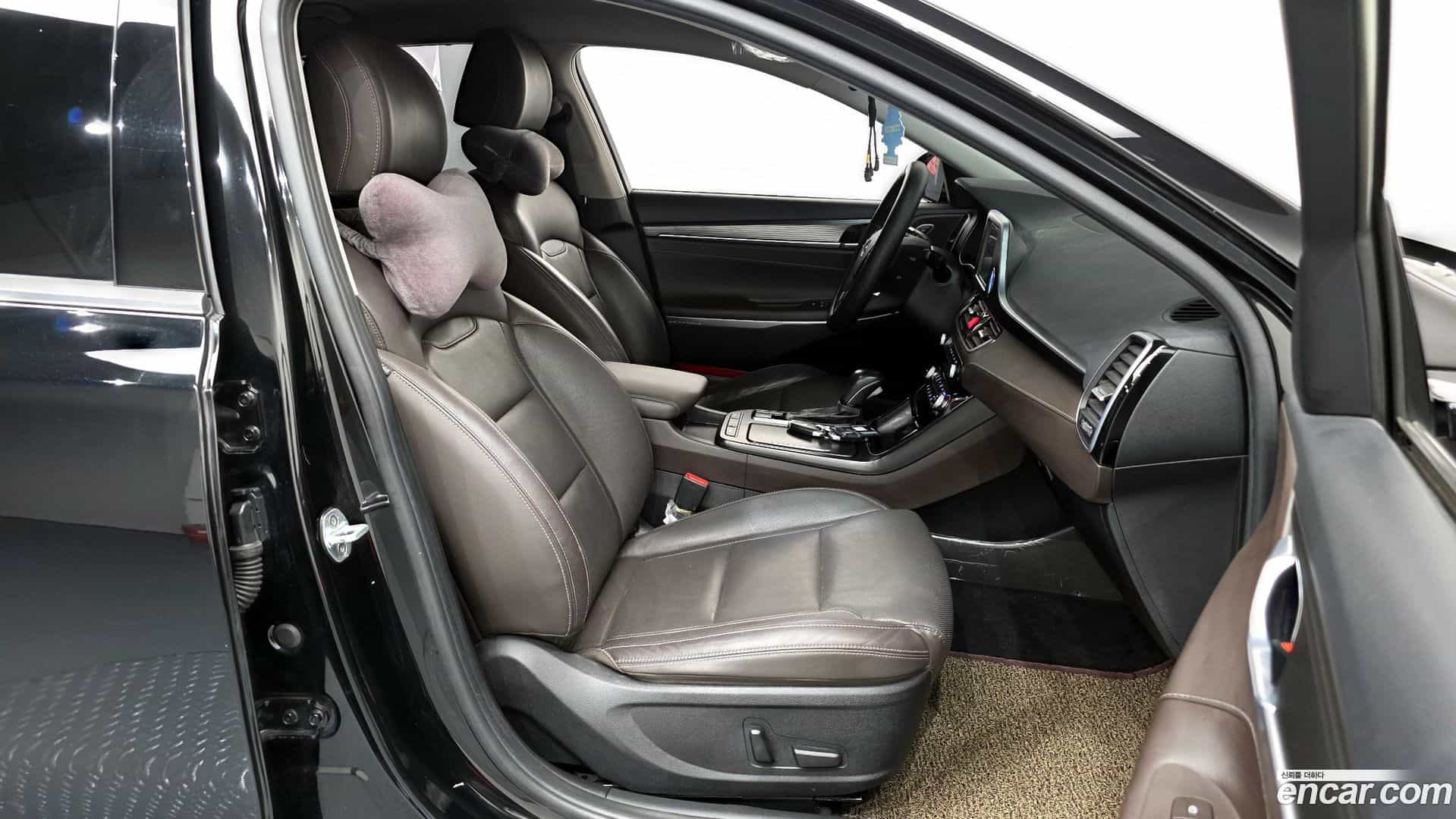 Grandeur Hyundai 2018.0-OPTION-15