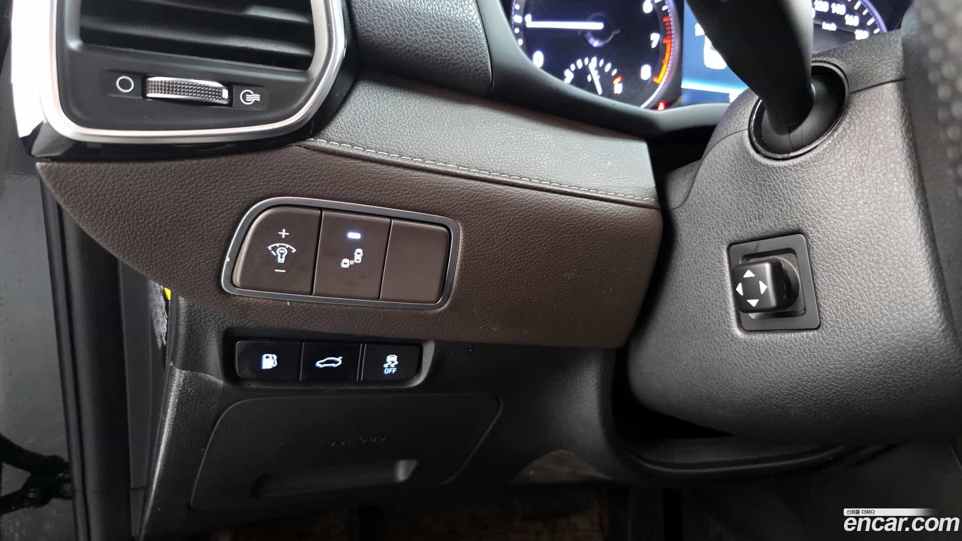 Grandeur Hyundai 2018.0-OPTION-17
