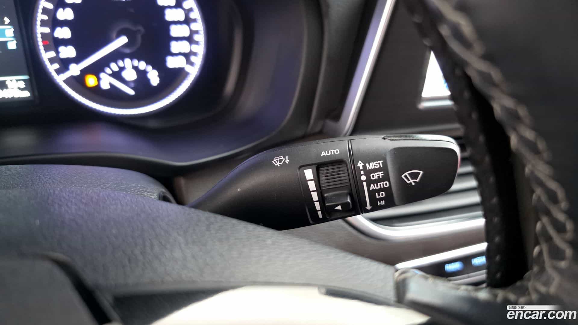 Grandeur Hyundai 2018.0-OPTION-19