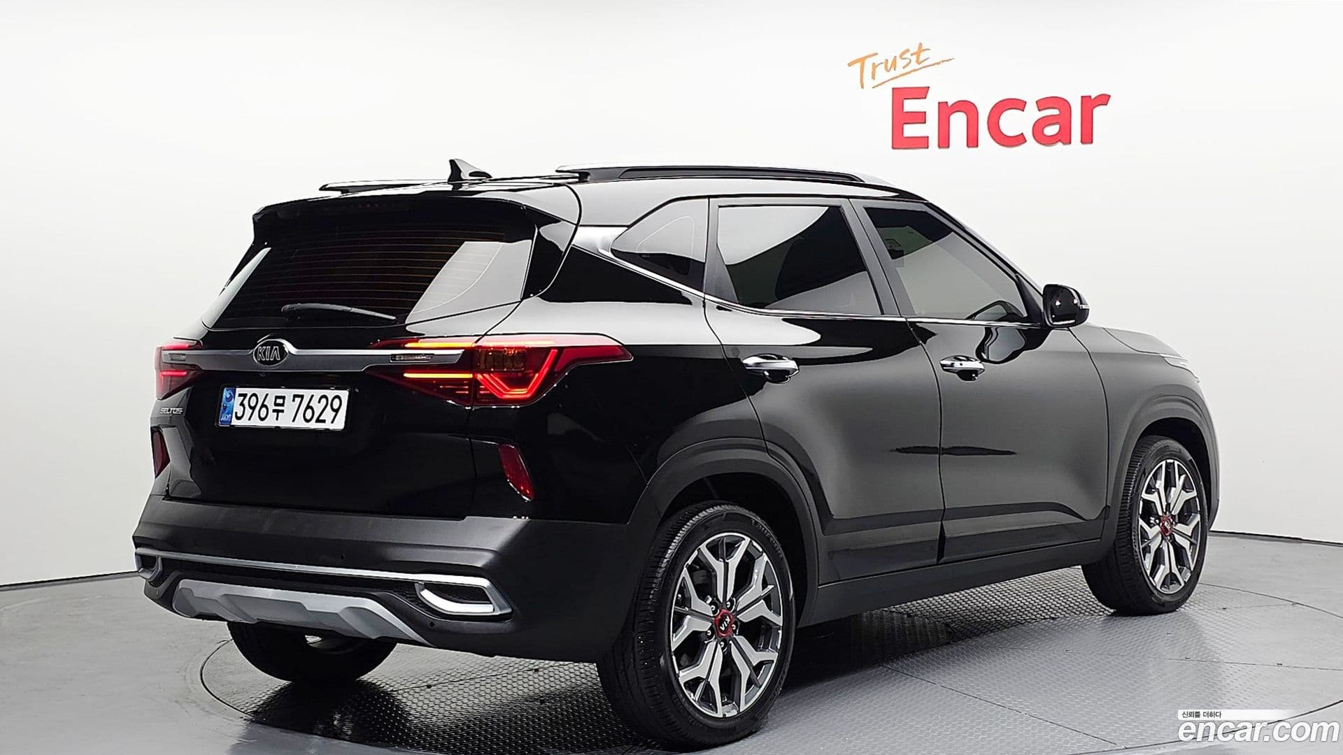 Main__Slider__Photo:Seltos Kia 2020.9-0