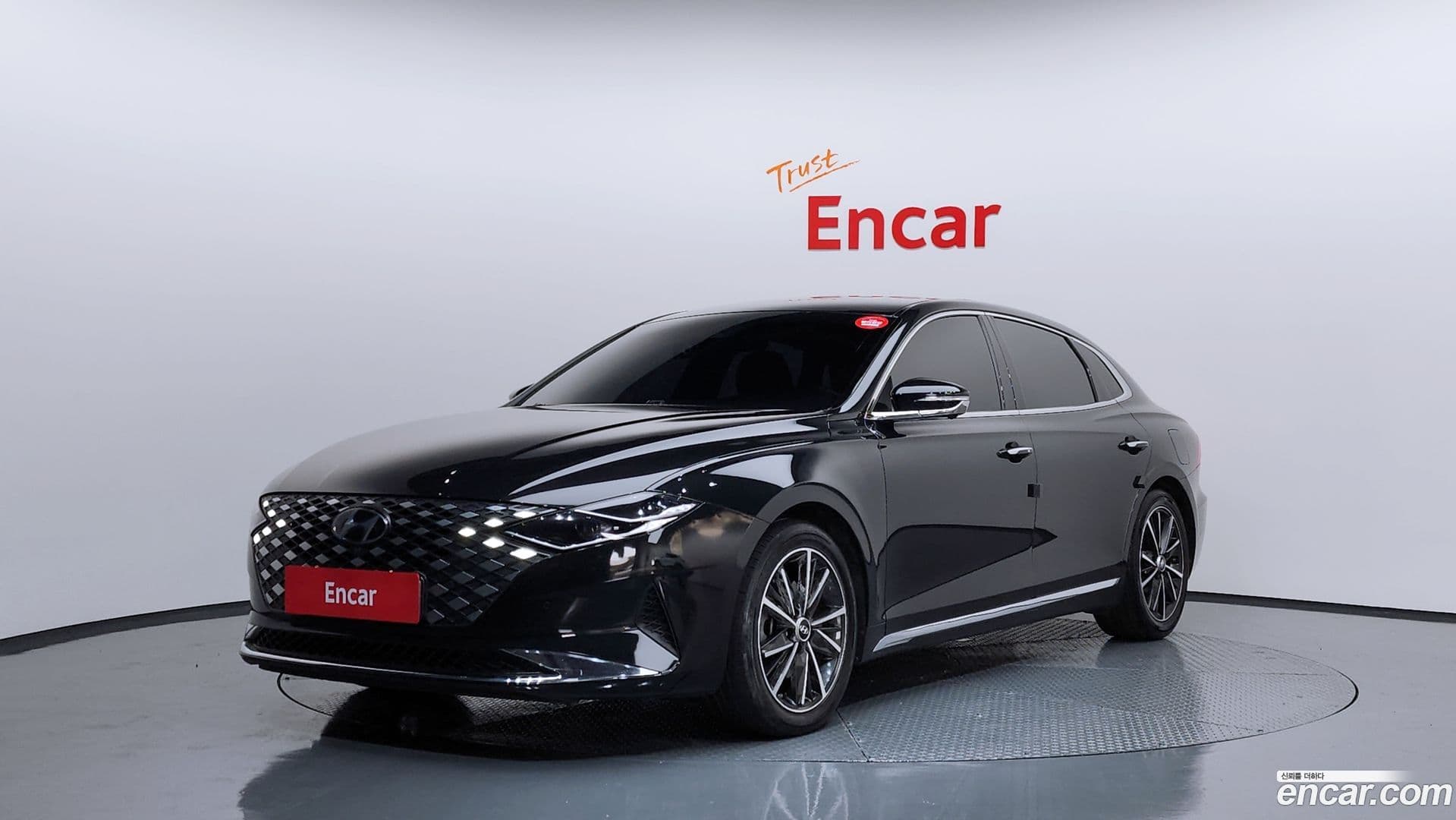 Main__Slider__Photo:Grandeur Hyundai 2020.2-0