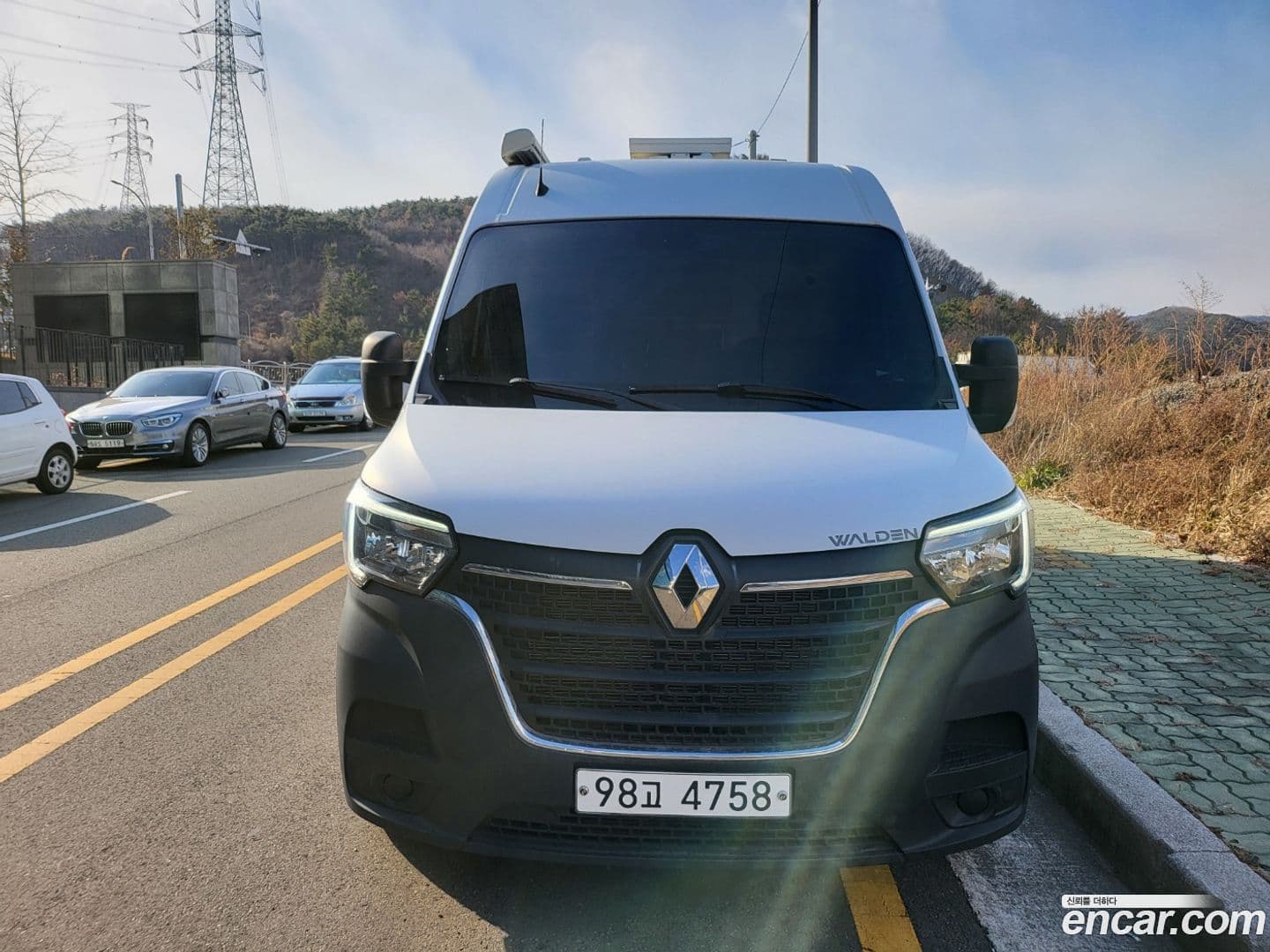 Main__Slider__Photo:Master Renault Korea 2020.6-0