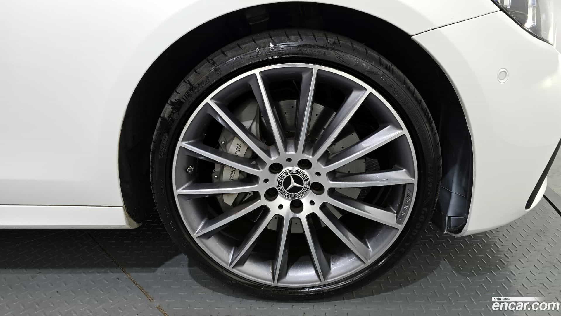 E-Class Mercedes-Benz 2021.3-OUTER-005