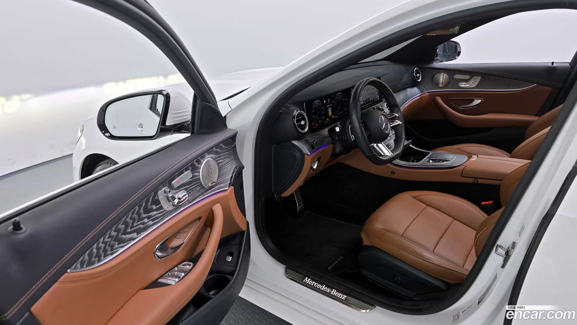 E-Class Mercedes-Benz 2021.3-INNER-010