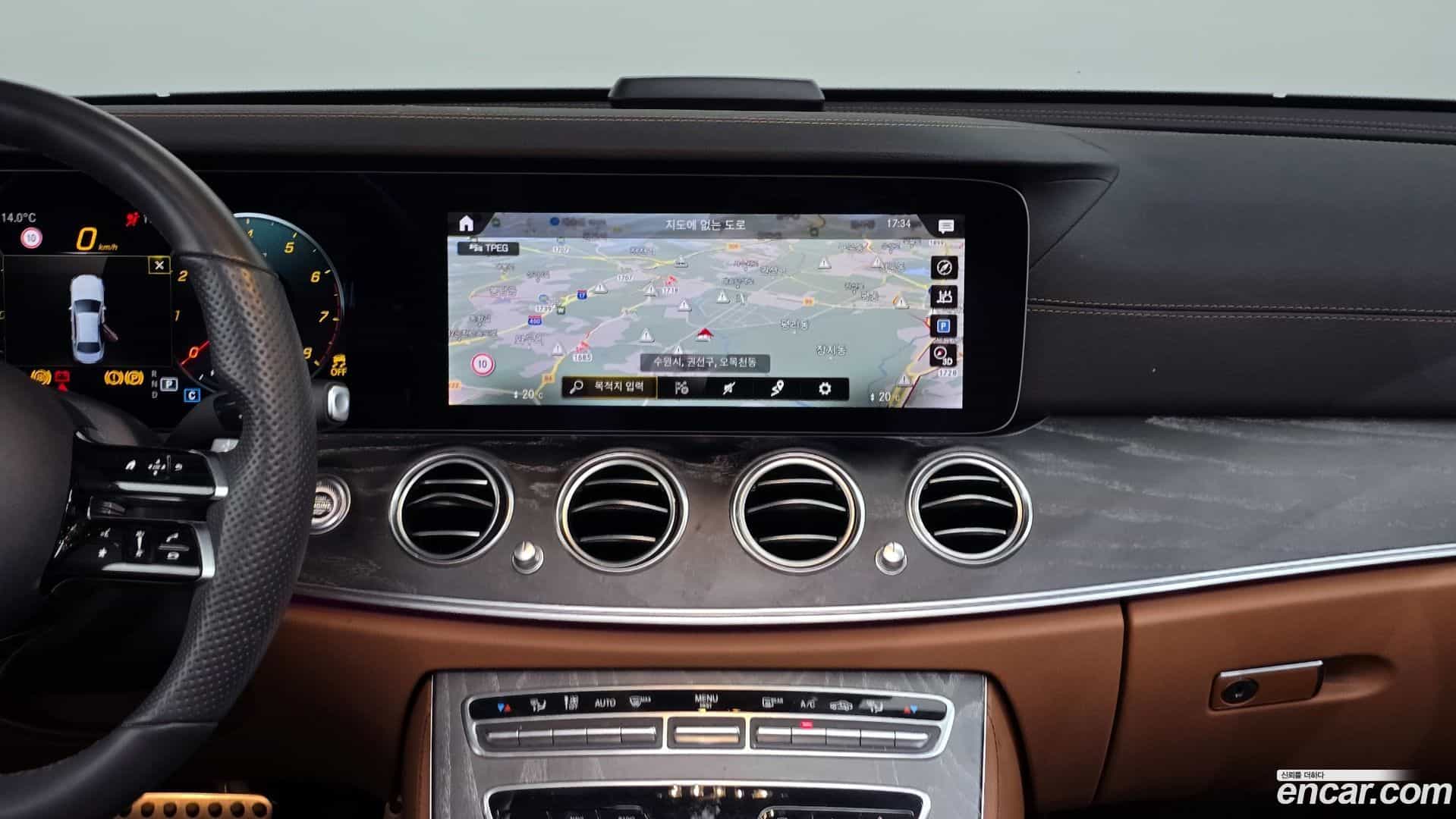 E-Class Mercedes-Benz 2021.3-OPTION-018