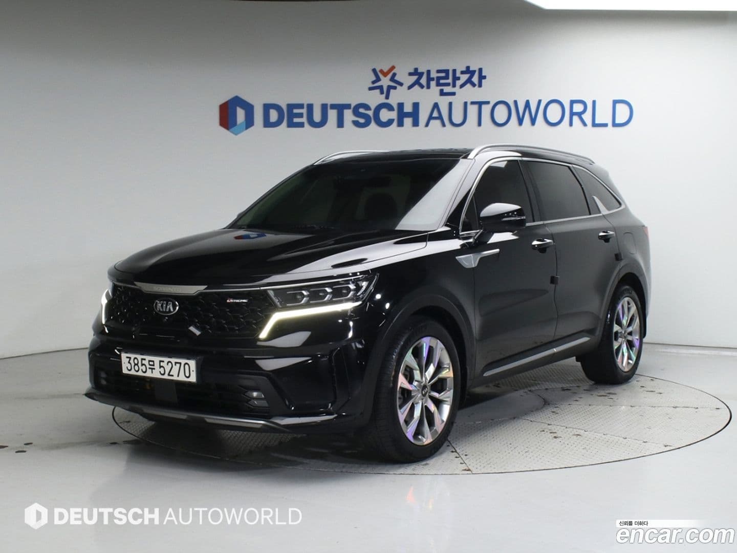 Main__Slider__Photo:Sorento Kia 2020.10-0