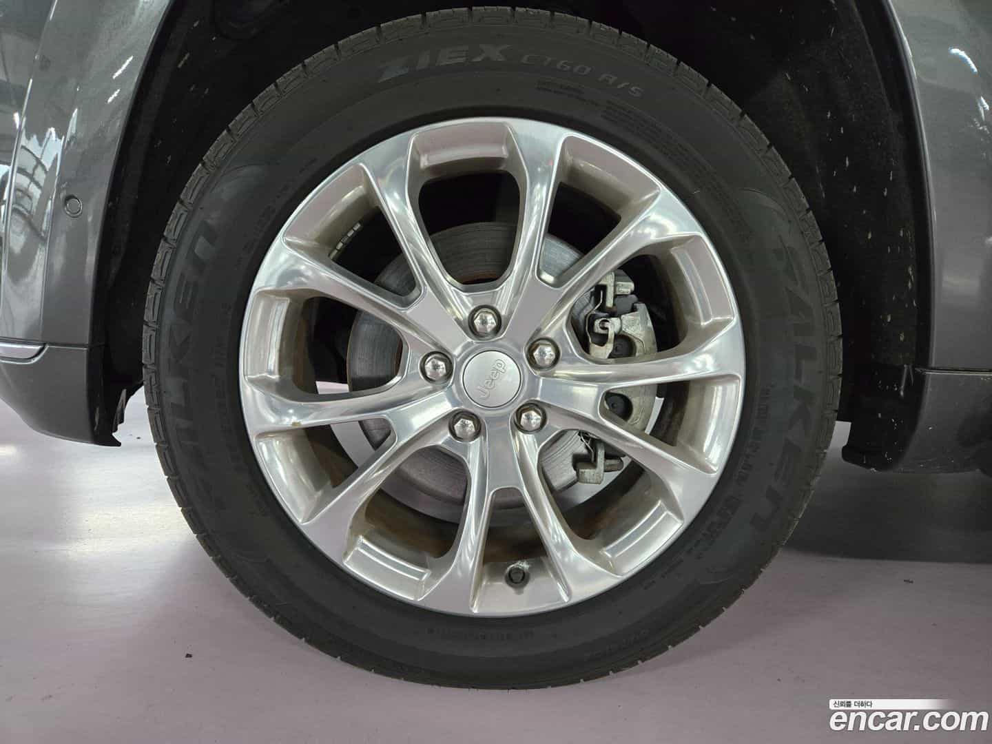 Cherokee Jeep 2021.11-OUTER-005