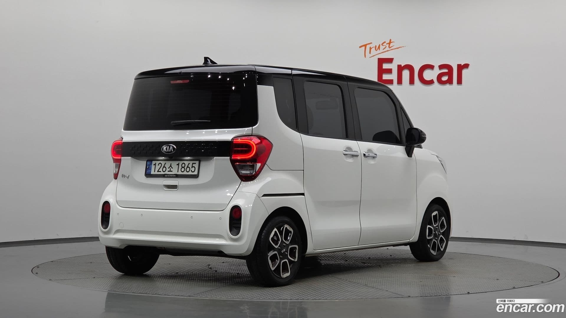 Main__Slider__Photo:RAY Kia 2021.2-0