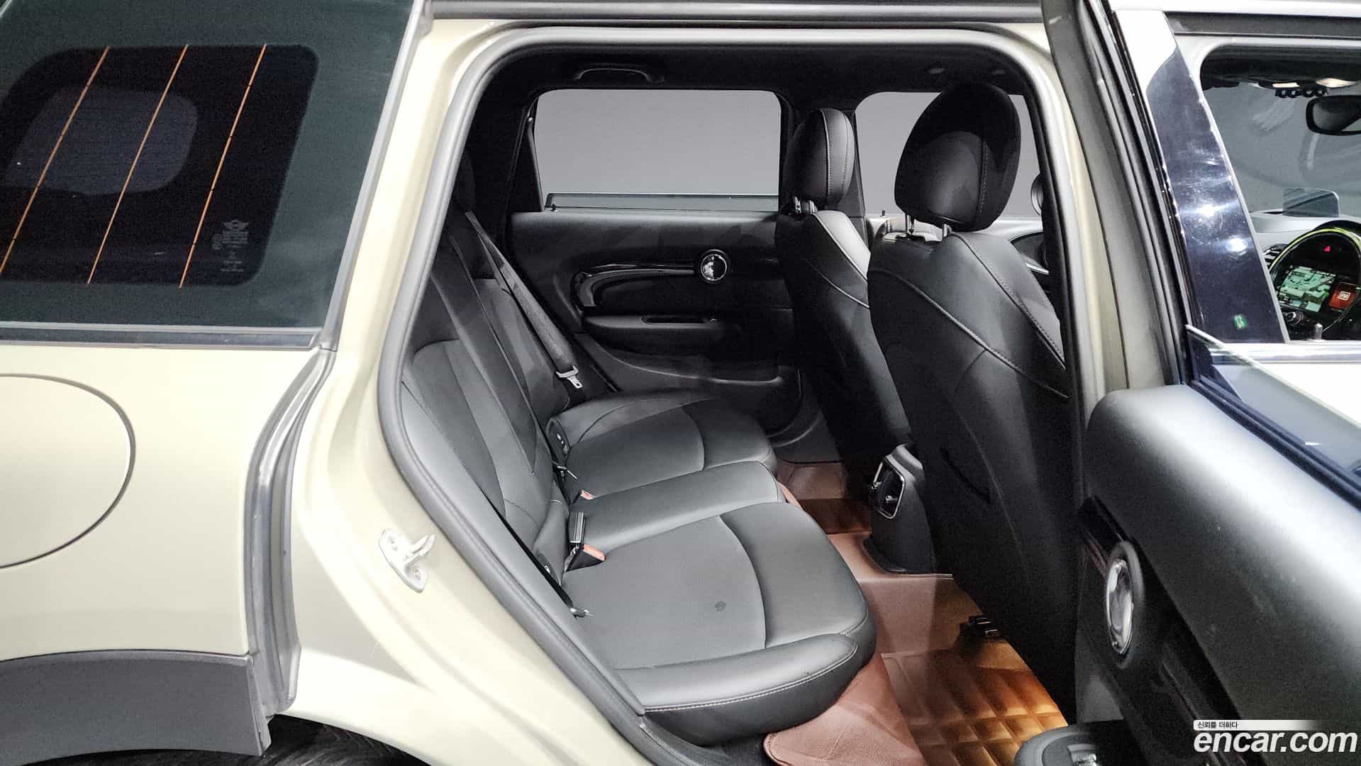 Clubman Mini 2018.10-OPTION-016