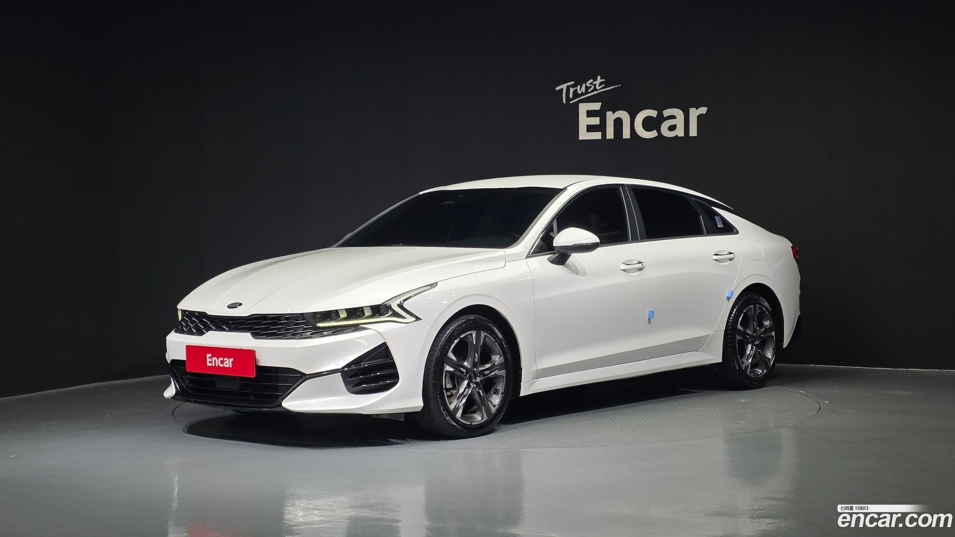 Main__Slider__Photo:K5 Kia 2020.9-0